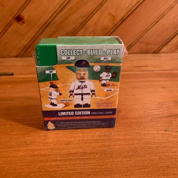 R.A. Dickey New York Mets NY Action Figure Brand New Hall of Fame Nominee HOF - Picture 2 of 5